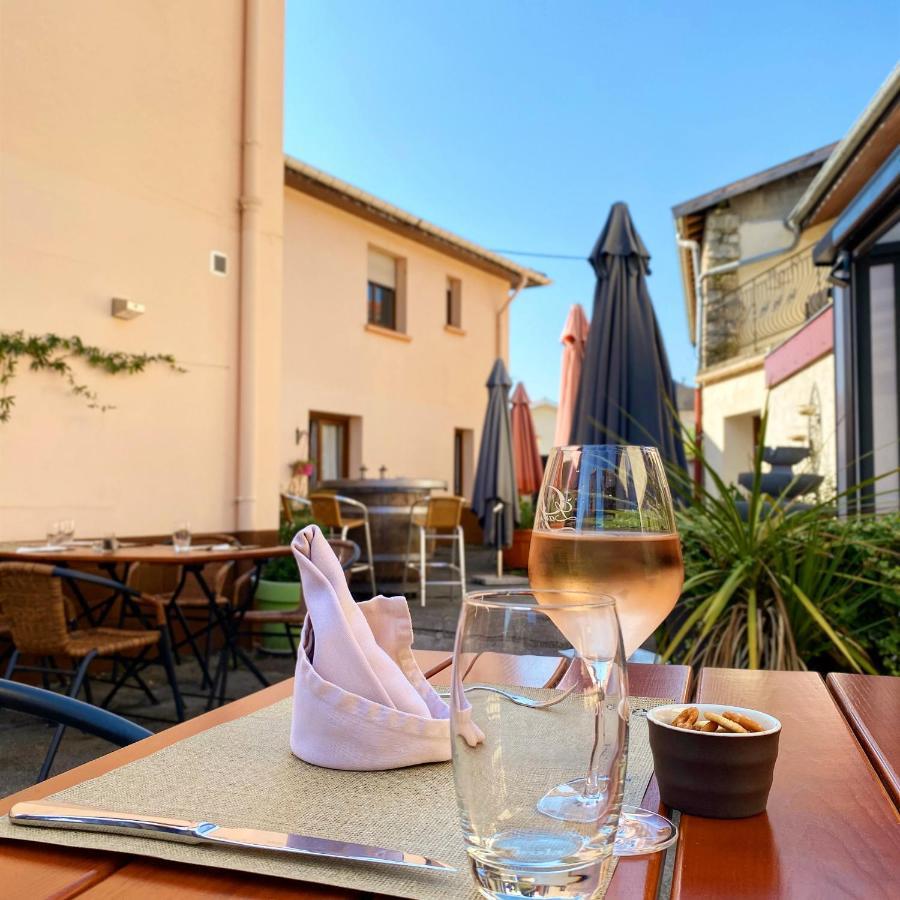 Logis Hotel Restaurant Auberge Du Cheval Blanc Chamouilley Exterior foto